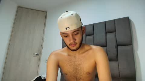 Snapshot of sebolaz chatting on March 7, 3:19 am ryan miller online show from March 7, 3:19 am