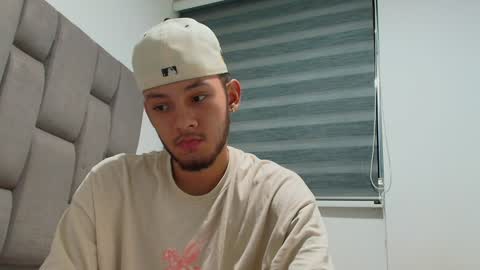 Snapshot of sebolaz chatting on January 24, 8:44 am ryan miller online show from January 24, 8:44 am