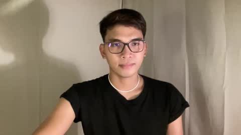 Snapshot of seductive_william chatting on September 25, 10:47 am William online show from September 25, 10:47 am