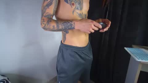 sem_alas online show from November 14, 3:20 am