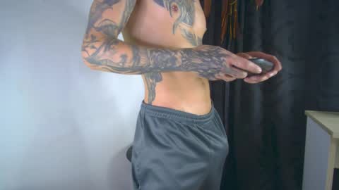 sem_alas online show from April 9, 6:41 am