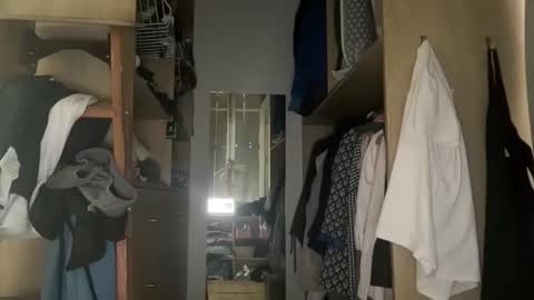 Snapshot of sens3439 chatting on October 12, 1:05 pm SENS3439 online show from October 12, 1:05 pm