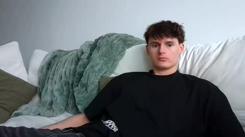 Cam online show from September 20, 9:59 pm