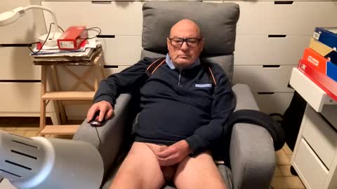 serge8413 online show from January 5, 10:08 pm