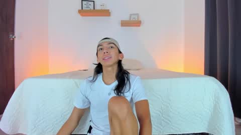 Snapshot of serge_7 chatting on March 6, 6:59 pm Serge online show from March 6, 6:59 pm