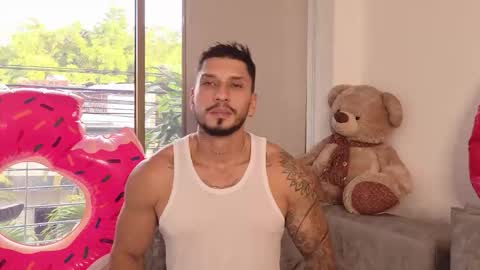 HEY IM SETH online show from June 9, 10:22 pm