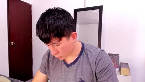 Snapshot of setsuna_10 chatting on January 27, 10:38 pm david  online show from January 27, 10:38 pm