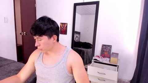 Snapshot of setsuna_10 chatting on February 5, 8:04 pm david  online show from February 5, 8:04 pm