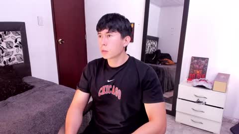 Snapshot of setsuna_10 chatting on February 8, 9:04 pm david  online show from February 8, 9:04 pm