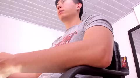 Snapshot of setsuna_10 chatting on January 29, 9:50 pm david  online show from January 29, 9:50 pm