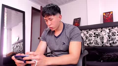 Snapshot of setsuna_10 chatting on December 20, 8:34 pm david  online show from December 20, 8:34 pm