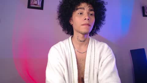 Snapshot of seven7xis chatting on January 27, 9:11 pm Alexis online show from January 27, 9:11 pm