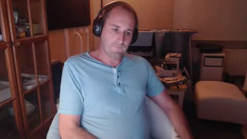 Snapshot of sexlobo1 chatting on October 21, 2:03 am Sexlobo online show from October 21, 2:03 am