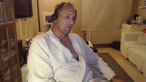 Snapshot of sexlobo1 chatting on January 14, 2:29 am Sexlobo online show from January 14, 2:29 am