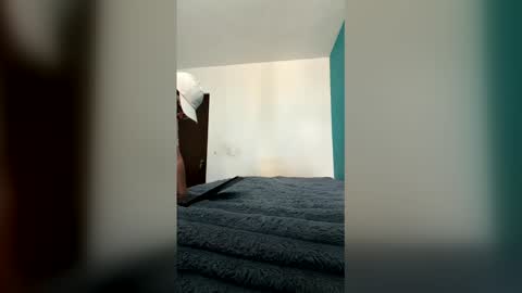 sexloveannel online show from March 29, 10:43 pm