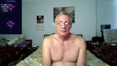 sexmen181166 online show from November 8, 1:14 pm