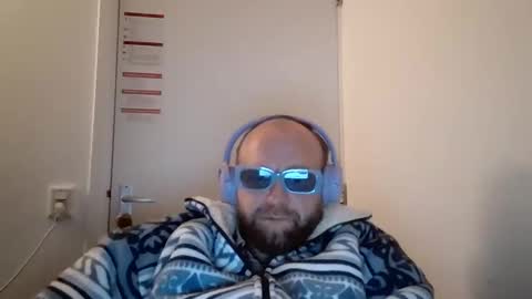 Snapshot of sexratalex chatting on October 19, 7:28 pm sexratalex online show from October 19, 7:28 pm