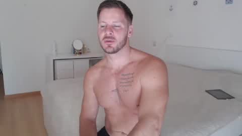 sexyandmarried online show from December 31, 11:09 am