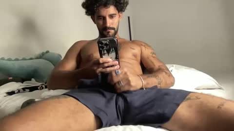 Asaf          online show from April 3, 10:17 pm