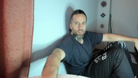 Snapshot of sexycolombian2022 chatting on January 1, 12:33 pm Antonio online show from January 1, 12:33 pm