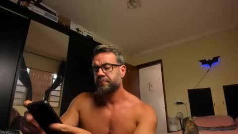 chris online show from December 16, 6:04 pm