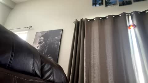 T online show from December 3, 9:21 pm