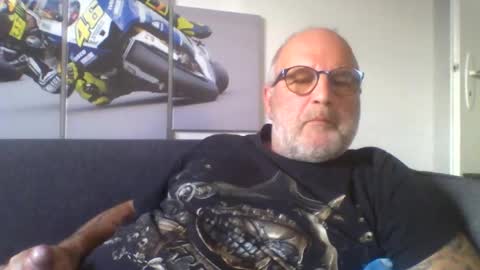 Snapshot of sexypaa chatting on March 1, 2:55 pm sexypaa online show from March 1, 2:55 pm