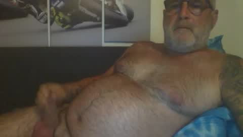 Snapshot of sexypaa chatting on February 5, 11:17 pm sexypaa online show from February 5, 11:17 pm