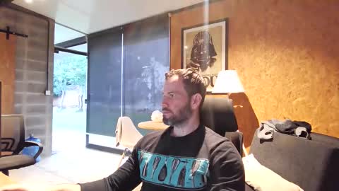 shad0w_hunter online show from May 11, 8:39 pm