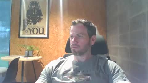 shad0w_hunter online show from December 2, 1:44 pm