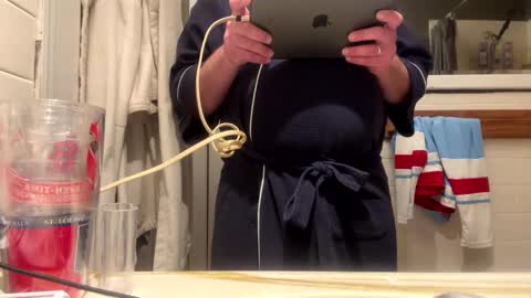 Snapshot of shadystl chatting on January 27, 7:45 am shadystl online show from January 27, 7:45 am