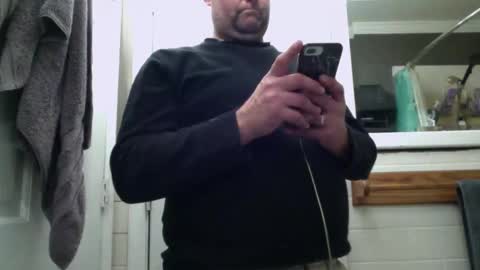 Snapshot of shadystl chatting on December 12, 8:57 am shadystl online show from December 12, 8:57 am