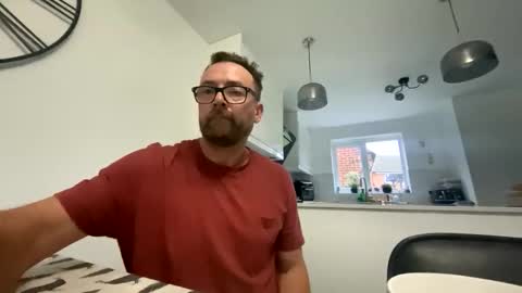 Sharksboy online show from November 22, 7:52 am