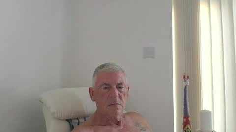 she52 online show from June 26, 5:37 pm