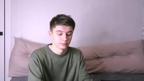 Max online show from November 27, 6:00 pm