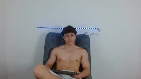 Snapshot of shinobi_grey chatting on March 6, 6:05 pm  .. shinobi .. online show from March 6, 6:05 pm