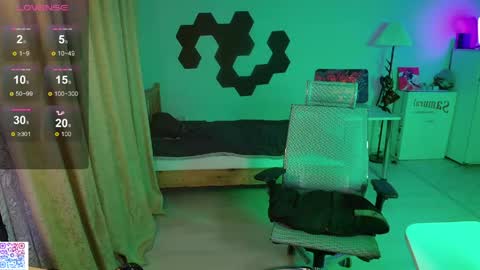 shiromy_ online show from April 18, 7:07 pm