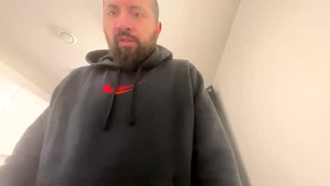 Shady online show from March 5, 11:12 pm