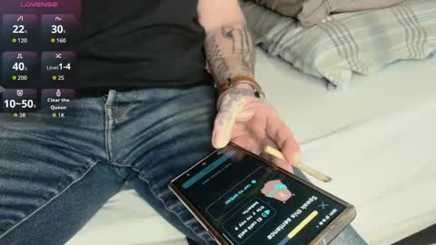 showofjay online show from February 9, 11:31 pm