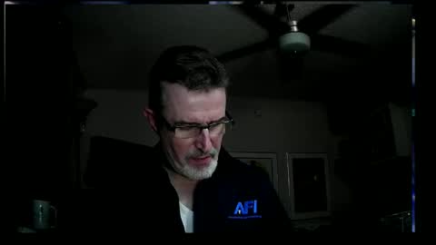 Snapshot of shrewtamer chatting on January 4, 4:33 am shrewtamer online show from January 4, 4:33 am