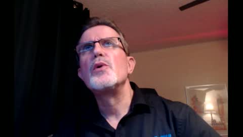 Snapshot of shrewtamer chatting on February 22, 2:17 am shrewtamer online show from February 22, 2:17 am