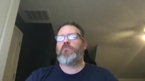 Snapshot of shughes740 chatting on September 10, 12:09 am shughes740 online show from September 10, 12:09 am