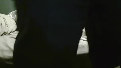 Snapshot of shutterbug989 chatting on January 31, 2:26 am shutterbug989 online show from January 31, 2:26 am