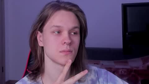 Snapshot of shy_nny chatting on September 11, 11:09 am Mark online show from September 11, 11:09 am