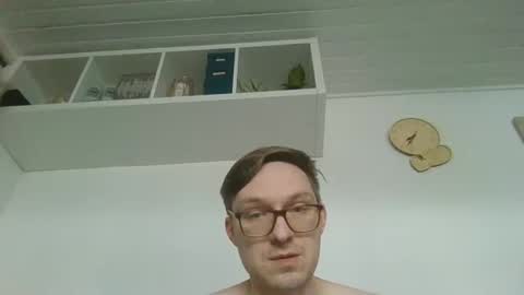 silent_control93 online show from March 8, 3:05 pm