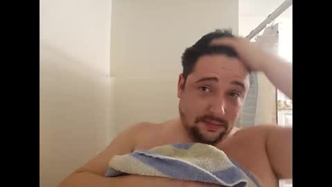 Snapshot of silverfox706 chatting on December 13, 5:05 am Jay Silverfox706 online show from December 13, 5:05 am