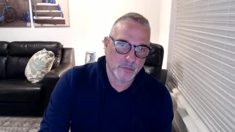 silveroli187 online show from February 27, 2:43 pm