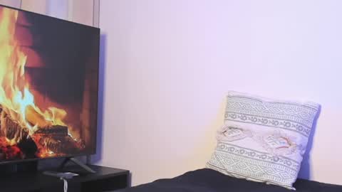 Snapshot of simon_alvarez01 chatting on February 27, 11:31 am Simon Independent Model online show from February 27, 11:31 am