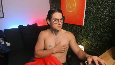 Simon Cortes online show from July 2, 11:38 am
