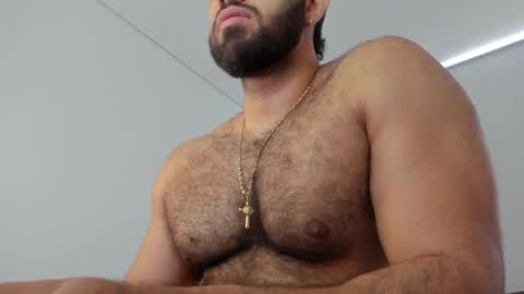 simon_leon01 online show from December 17, 2:24 pm